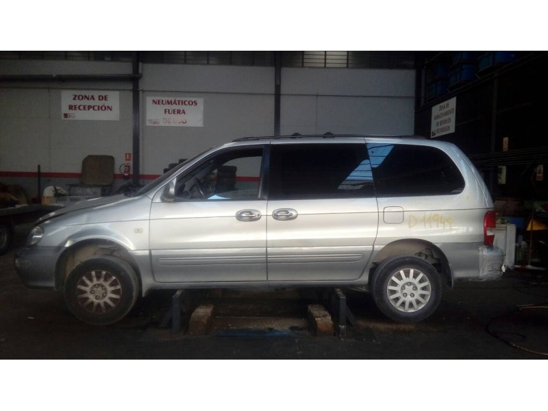 kia carnival ii del año 2003