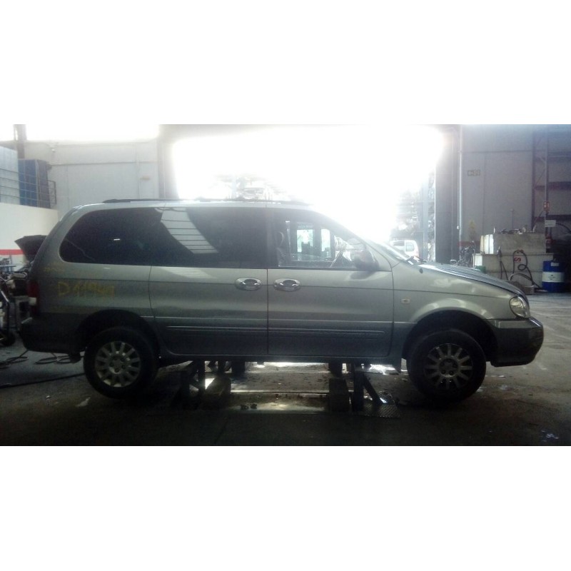 kia carnival ii del año 2003