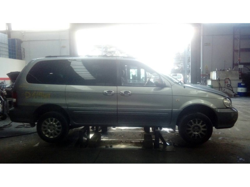 kia carnival ii del año 2003