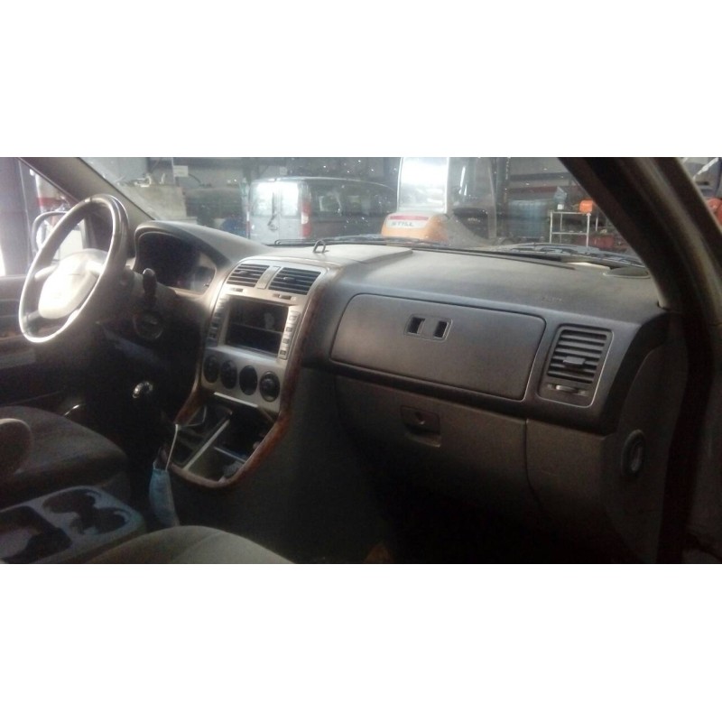 kia carnival ii del año 2003