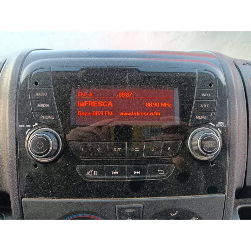 Recambio de sistema audio / radio cd para citroen jumper kasten furgon referencia OEM IAM   