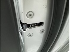 Recambio de cerradura puerta trasera derecha para renault koleos dynamique referencia OEM IAM   