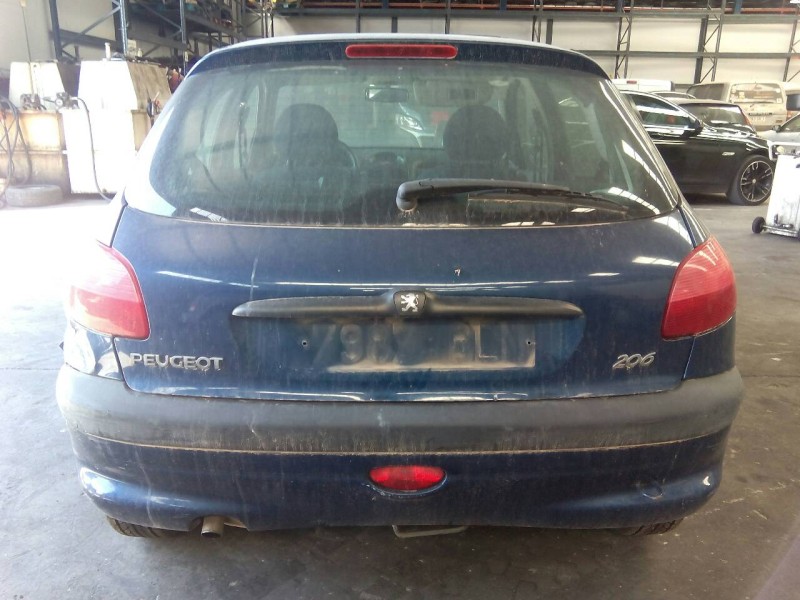 peugeot 206 berlina del año 2003
