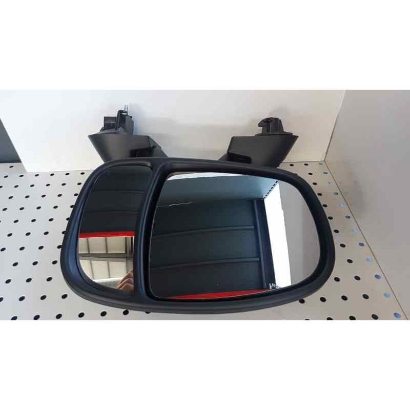 Recambio de retrovisor derecho electrico para renault trafic combi (ab 4.01) referencia OEM IAM 9226750 NUEVO 