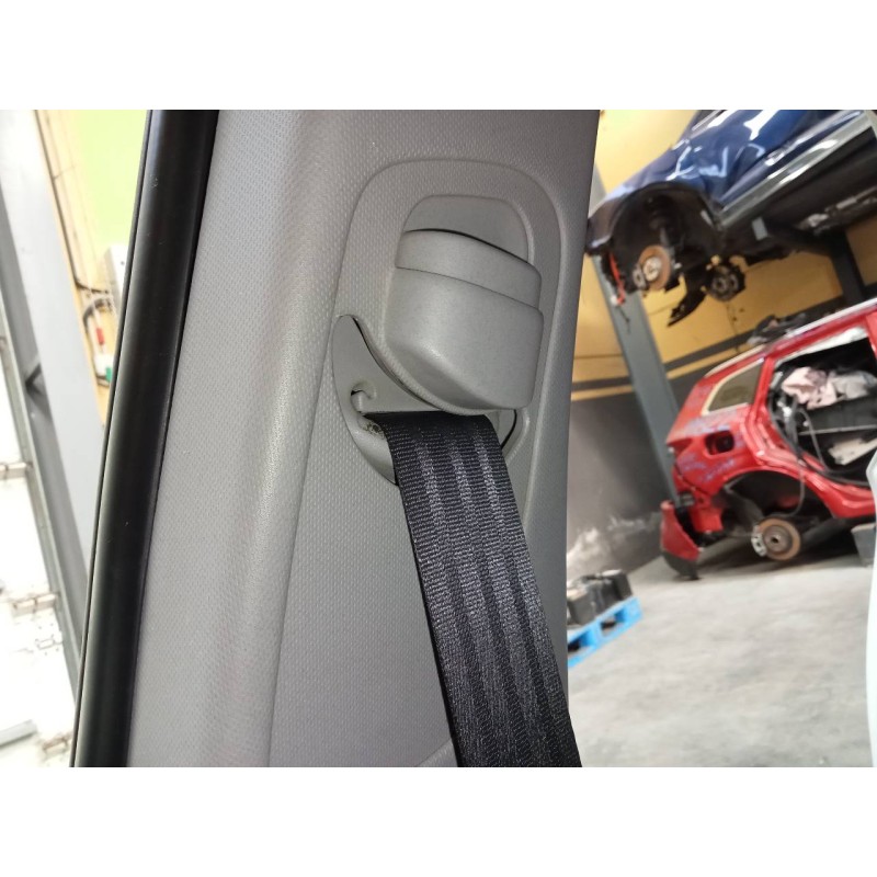 Recambio de cinturon seguridad delantero derecho para hyundai i30 (gd) trend referencia OEM IAM   