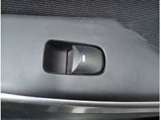 Recambio de mando elevalunas trasero derecho para hyundai i30 (gd) trend referencia OEM IAM   