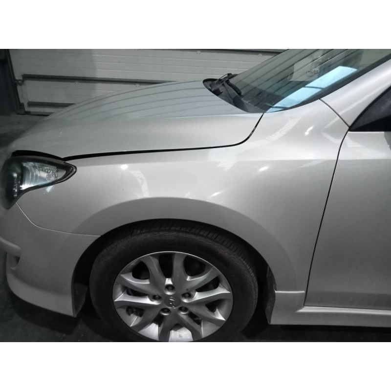 Recambio de aleta delantera izquierda para hyundai i30 cw cw go referencia OEM IAM   