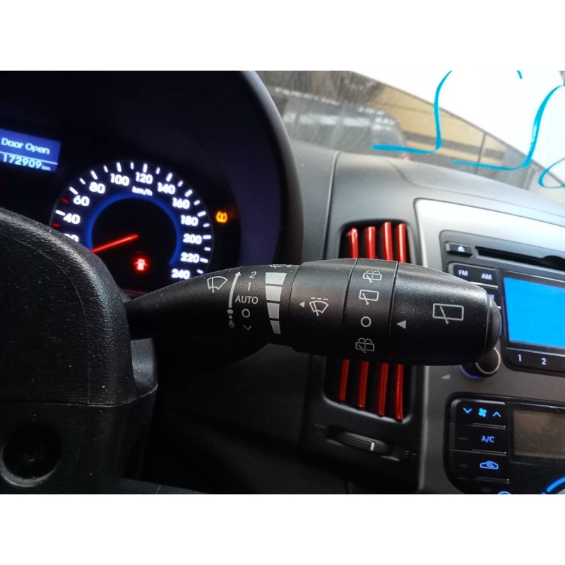 Recambio de mando limpia para hyundai i30 cw cw go referencia OEM IAM   