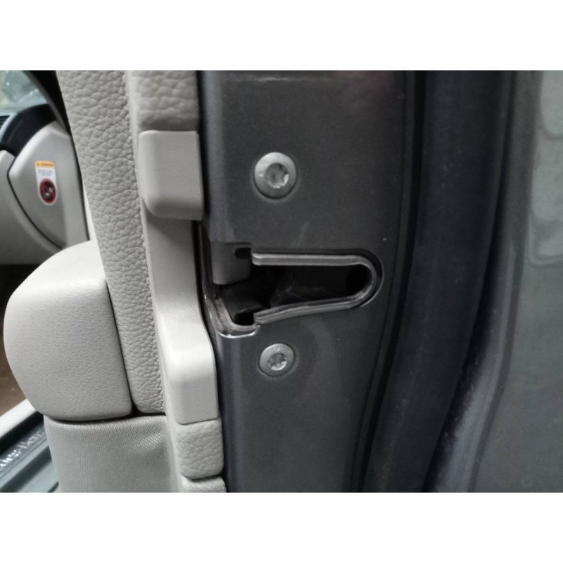 Recambio de cerradura puerta delantera derecha para mercedes clase c (w204) lim. c 200 cdi referencia OEM IAM   