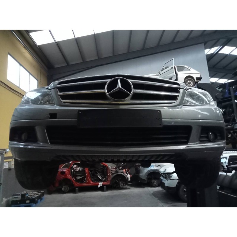 Recambio de paragolpes delantero para mercedes clase c (w204) lim. c 200 cdi referencia OEM IAM   