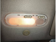 Recambio de luz interior para dacia duster ambience 4x2 referencia OEM IAM   