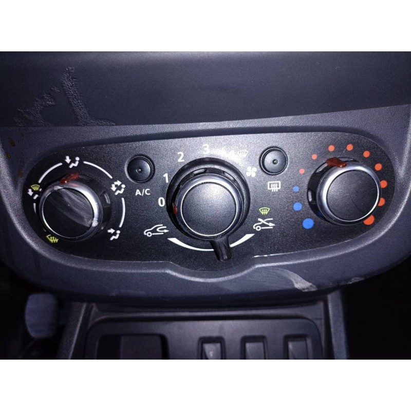 Recambio de mando calefaccion / aire acondicionado para dacia duster ambience 4x2 referencia OEM IAM   