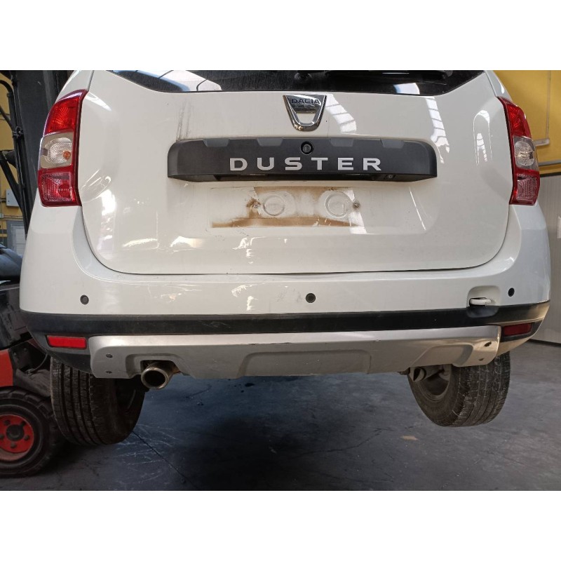 Recambio de paragolpes trasero para dacia duster ambience 4x2 referencia OEM IAM   