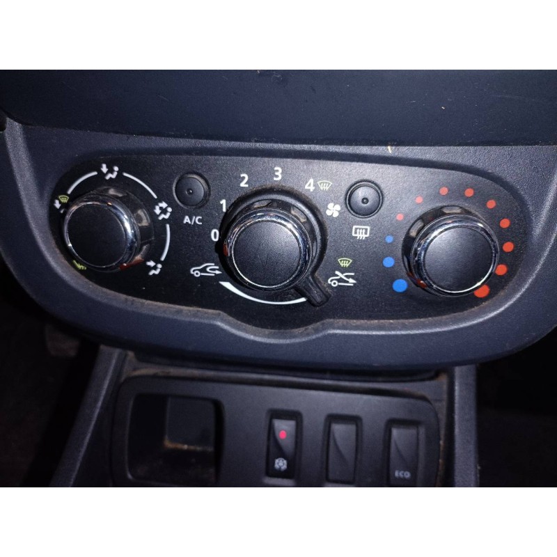 Recambio de mando calefaccion / aire acondicionado para dacia duster ambience 4x2 referencia OEM IAM   