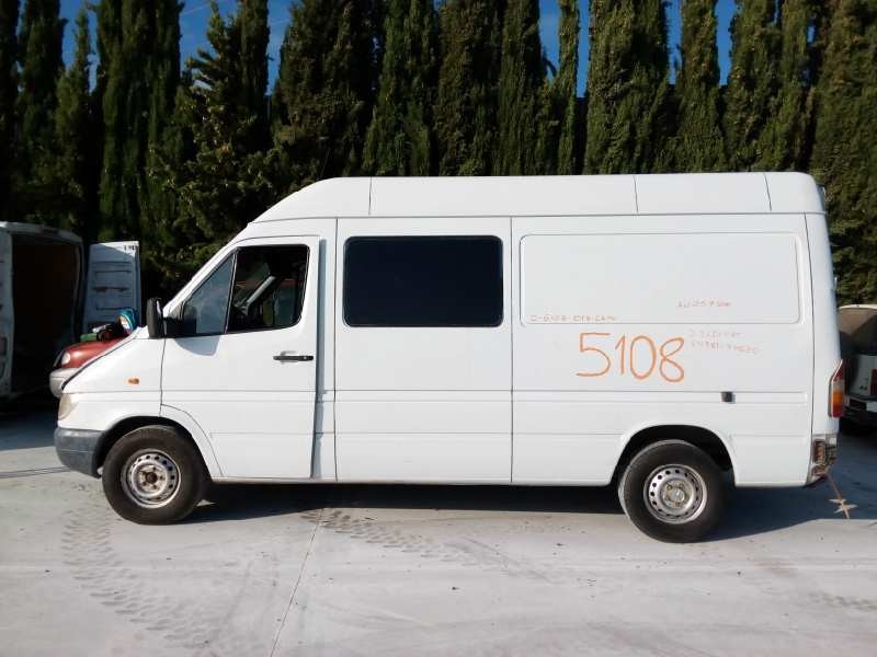 mercedes sprinter 02.00  caja cerrada, techo elevado del año 2001