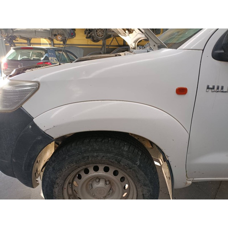 Recambio de aleta delantera izquierda para toyota hilux (kun) double cab sol referencia OEM IAM   