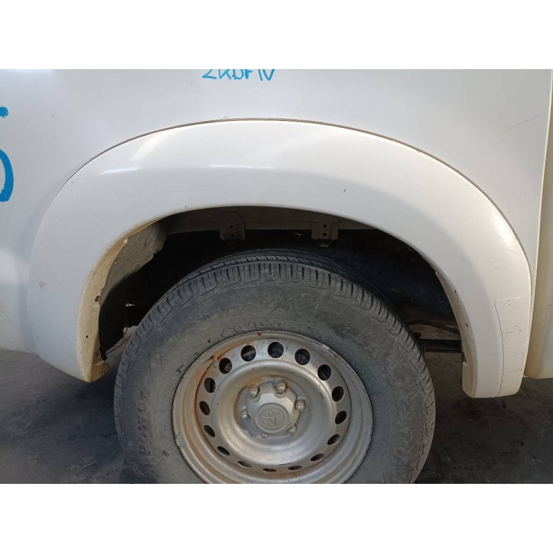 Recambio de aletin trasero derecho para toyota hilux (kun) double cab sol referencia OEM IAM   