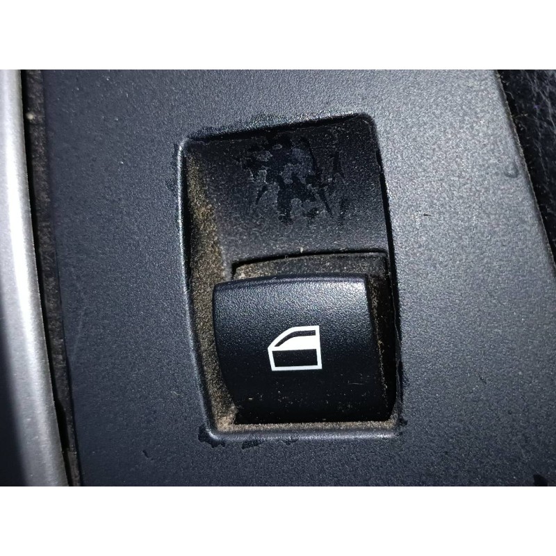 Recambio de mando elevalunas trasero derecho para bmw serie 5 berlina (e60) 530d referencia OEM IAM   