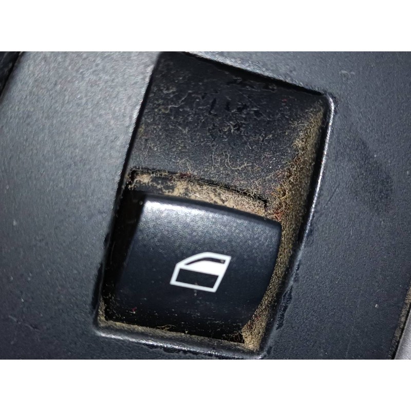 Recambio de mando elevalunas trasero izquierdo para bmw serie 5 berlina (e60) 530d referencia OEM IAM   