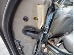 Recambio de cerradura puerta trasera izquierda para audi a4 berlina (8e) 2.0 tdi referencia OEM IAM   