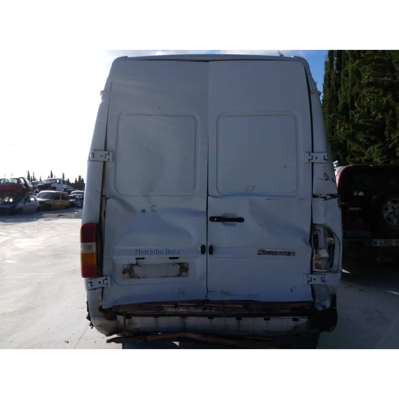 mercedes sprinter 02.00  caja cerrada, techo elevado del año 2001