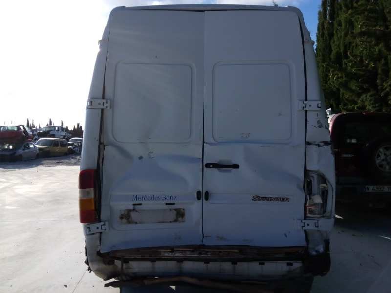 mercedes sprinter 02.00  caja cerrada, techo elevado del año 2001