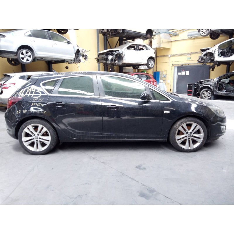 opel astra j lim. del año 2009