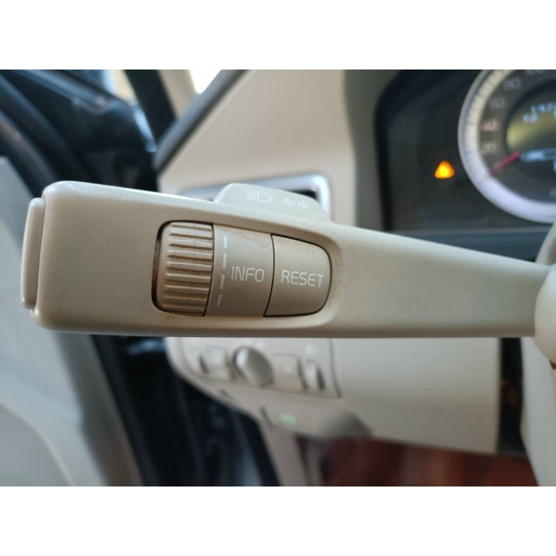 Recambio de mando intermitentes para volvo xc70 kinetic referencia OEM IAM   