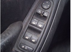 Recambio de mando elevalunas delantero izquierdo para citroen c4 picasso monospace referencia OEM IAM   