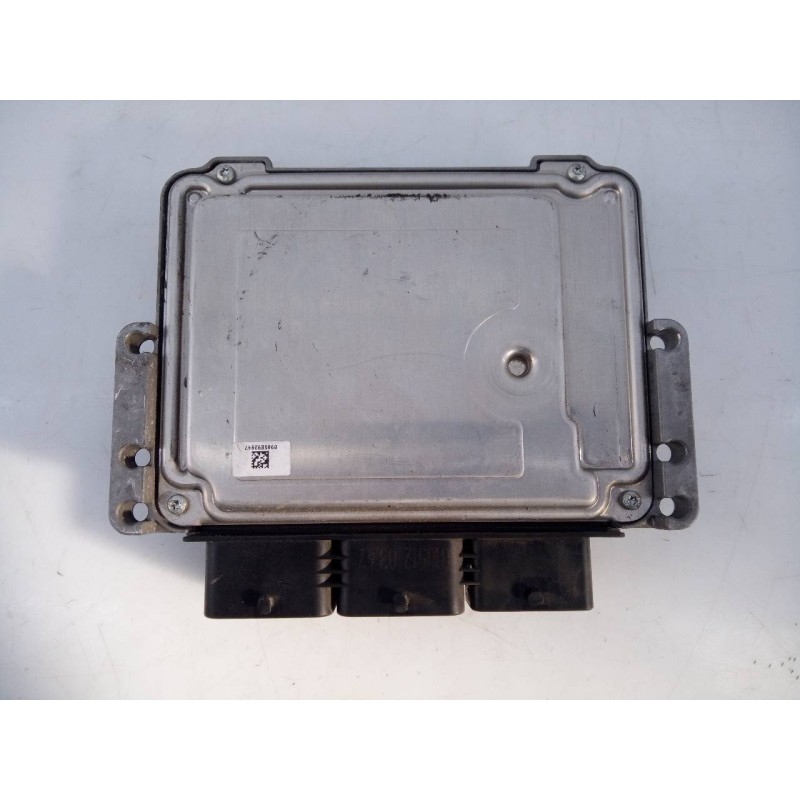 Recambio de centralita motor uce para citroen c3 picasso sx referencia OEM IAM 9677013180 0281017333 