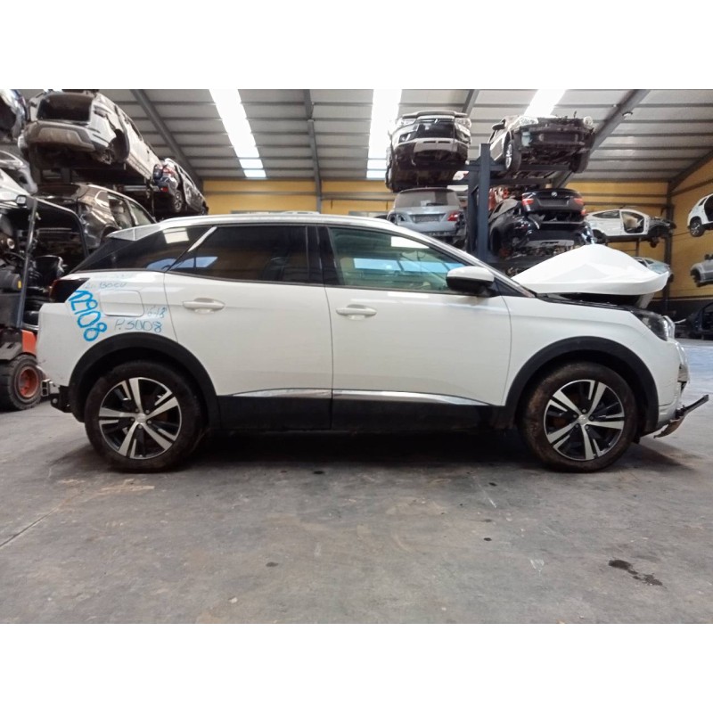 peugeot 3008 del año 2018