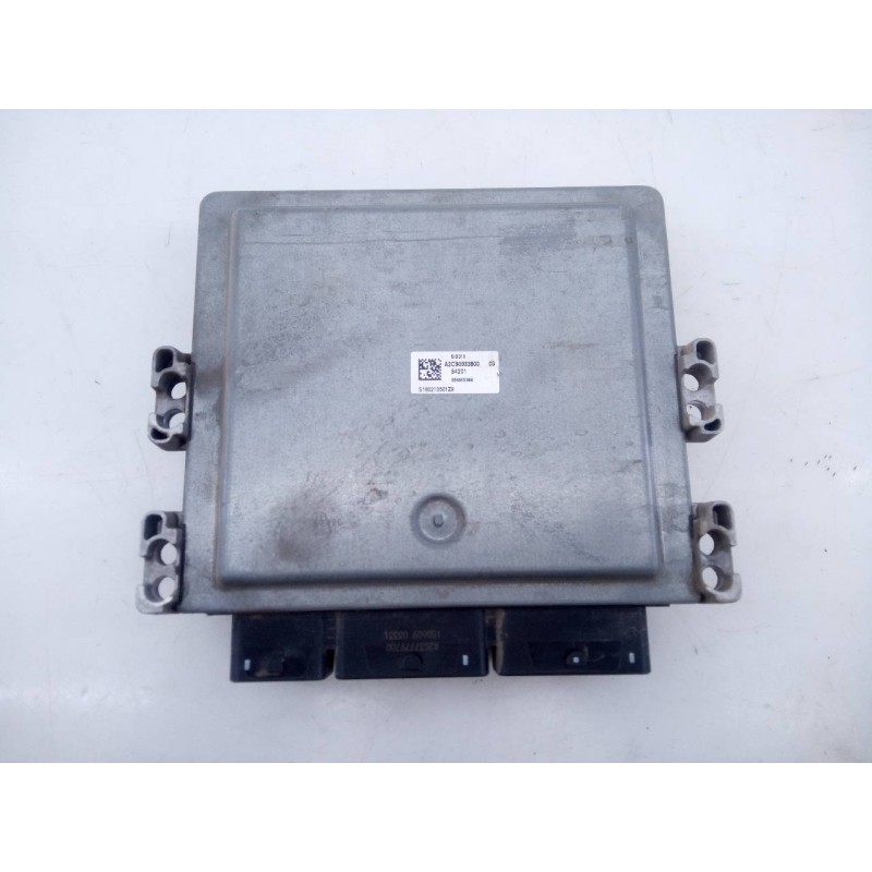 Recambio de centralita motor uce para dacia duster ambience 4x2 referencia OEM IAM 237106968R 237107137R 