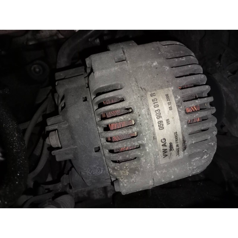 Recambio de alternador para audi a6 avant (4f5) quattro tdi referencia OEM IAM 059903015R  