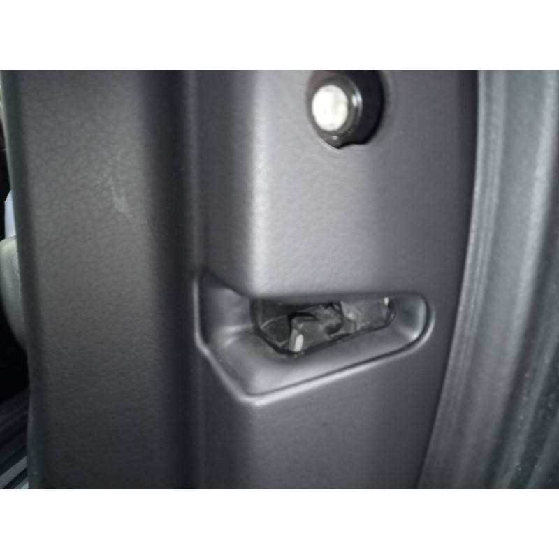 Recambio de cerradura puerta delantera derecha para audi a6 avant (4f5) quattro tdi referencia OEM IAM   