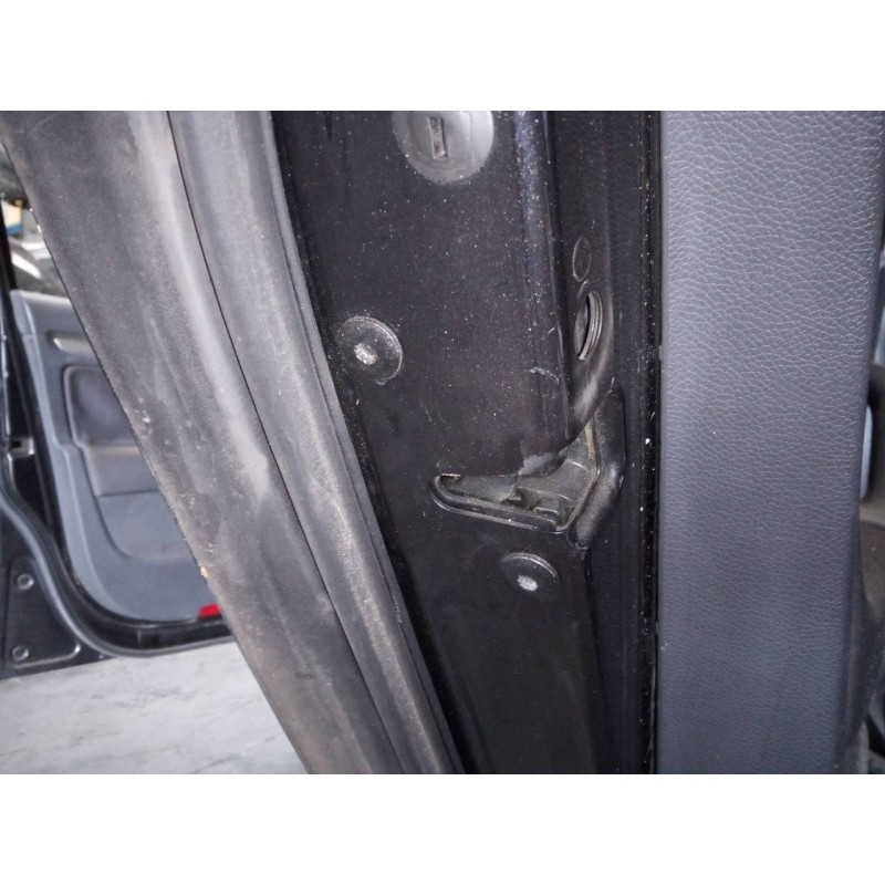 Recambio de cerradura puerta trasera izquierda para volkswagen golf v berlina (1k1) 2.0 tdi referencia OEM IAM   