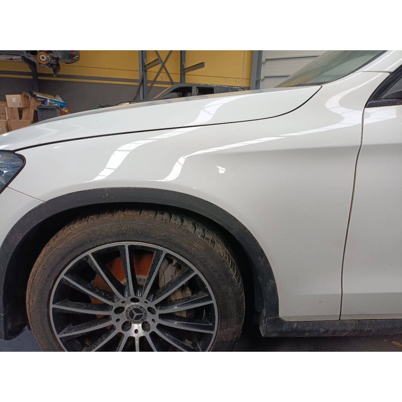 Recambio de aleta delantera izquierda para mercedes clase glc (w253) 220d 4matic referencia OEM IAM   