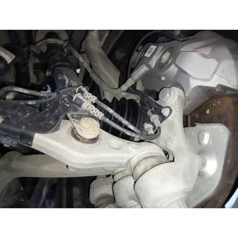 Recambio de mangueta delantera derecha para mercedes clase glc (w253) 220d 4matic referencia OEM IAM   