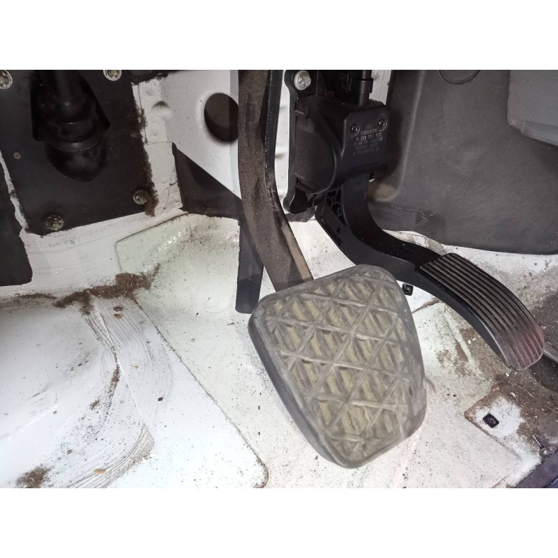 Recambio de pedal freno para mercedes sprinterii caja cerrada (desde 01.06) 316 referencia OEM IAM   