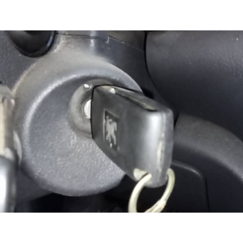 Recambio de antirrobo para peugeot 3008 active referencia OEM IAM   