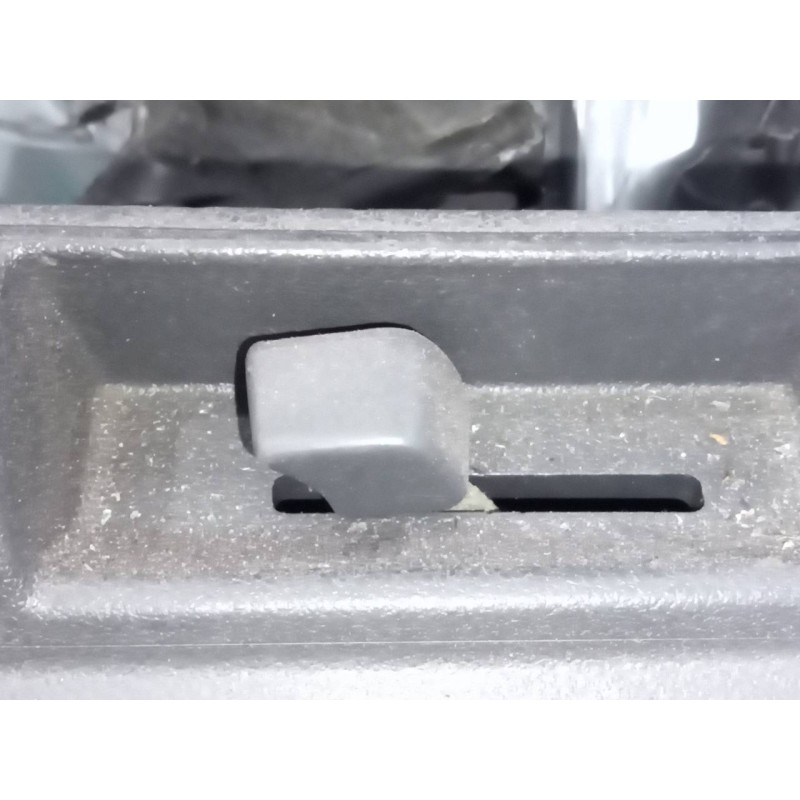 Recambio de maneta exterior porton para peugeot 3008 active referencia OEM IAM   