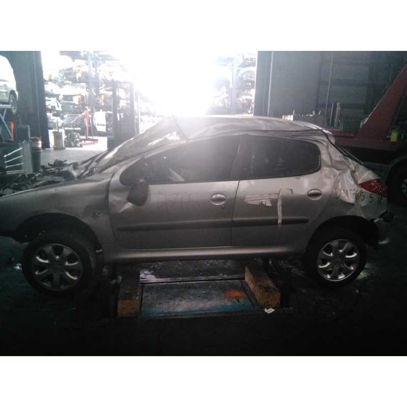peugeot 206 berlina del año 2003