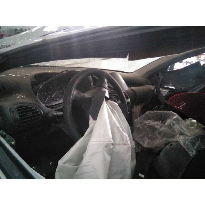 peugeot 206 berlina del año 2003