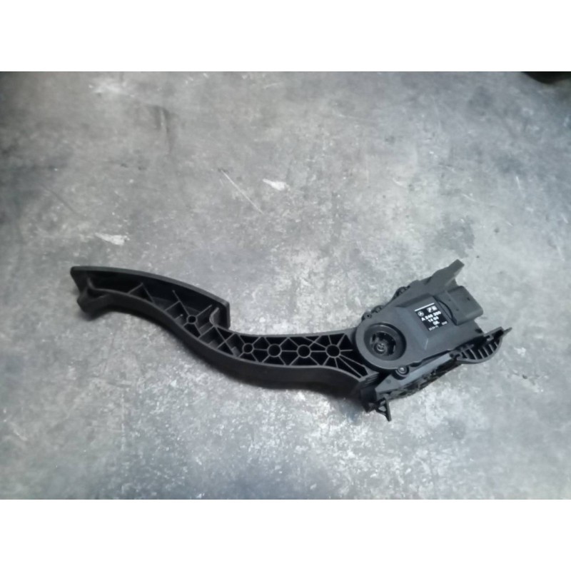 Recambio de pedal acelerador para infiniti q30 q30 referencia OEM IAM A2463001404  