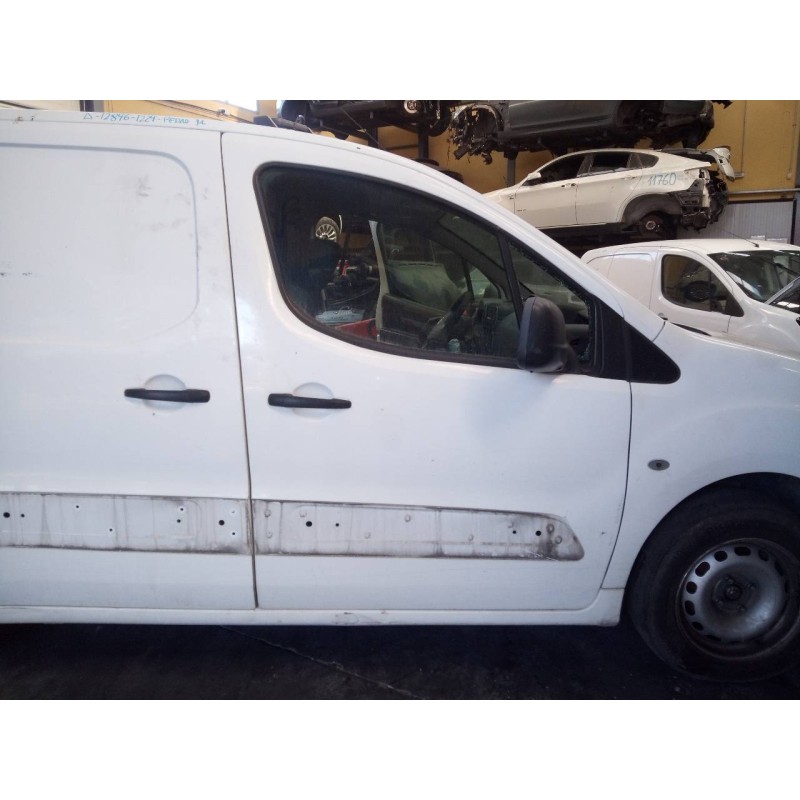 Recambio de puerta delantera derecha para citroen berlingo cuadro confort referencia OEM IAM   