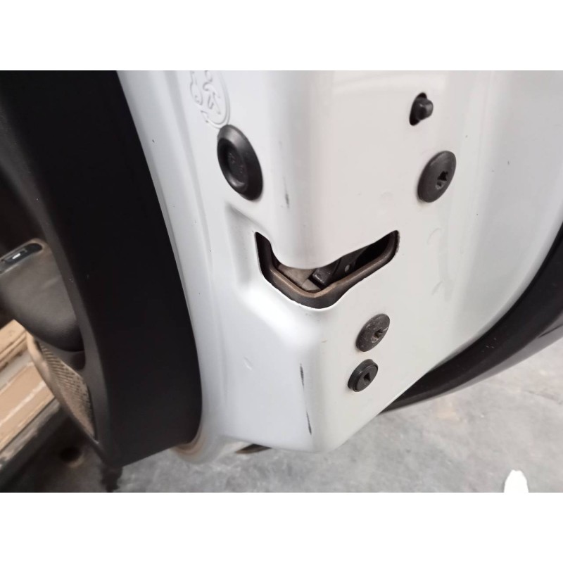 Recambio de cerradura puerta trasera derecha para peugeot 2008 (--.2013) allure referencia OEM IAM   