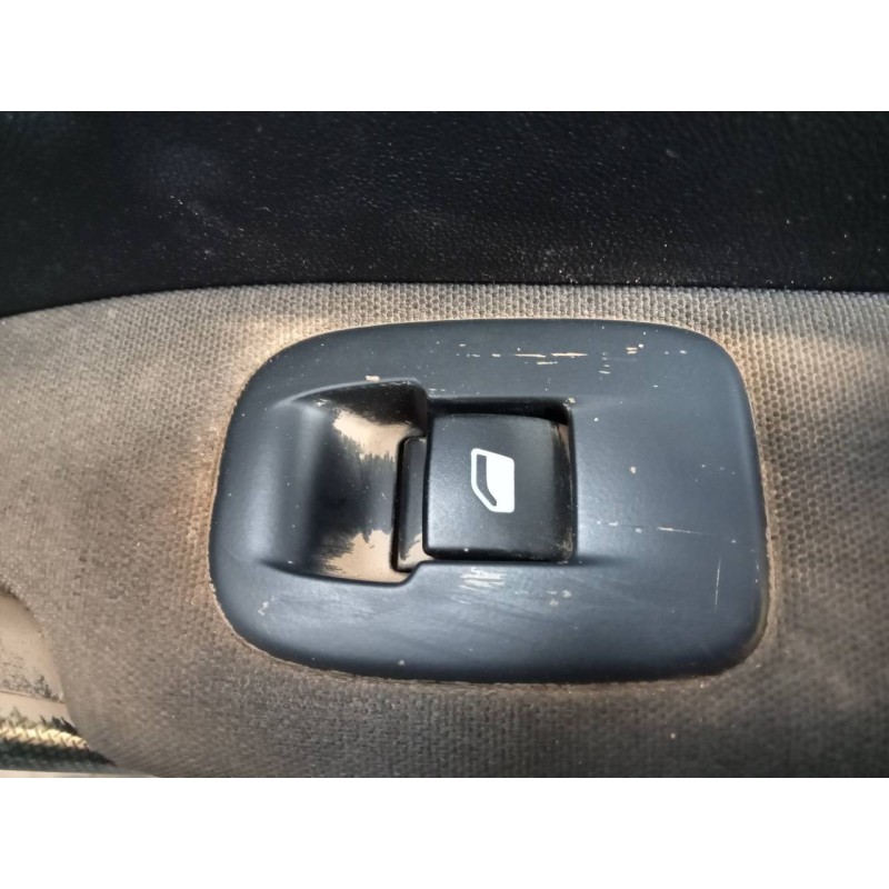 Recambio de mando elevalunas trasero derecho para peugeot 2008 (--.2013) allure referencia OEM IAM   