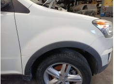 Recambio de aleta delantera derecha para ssangyong korando crystal referencia OEM IAM   