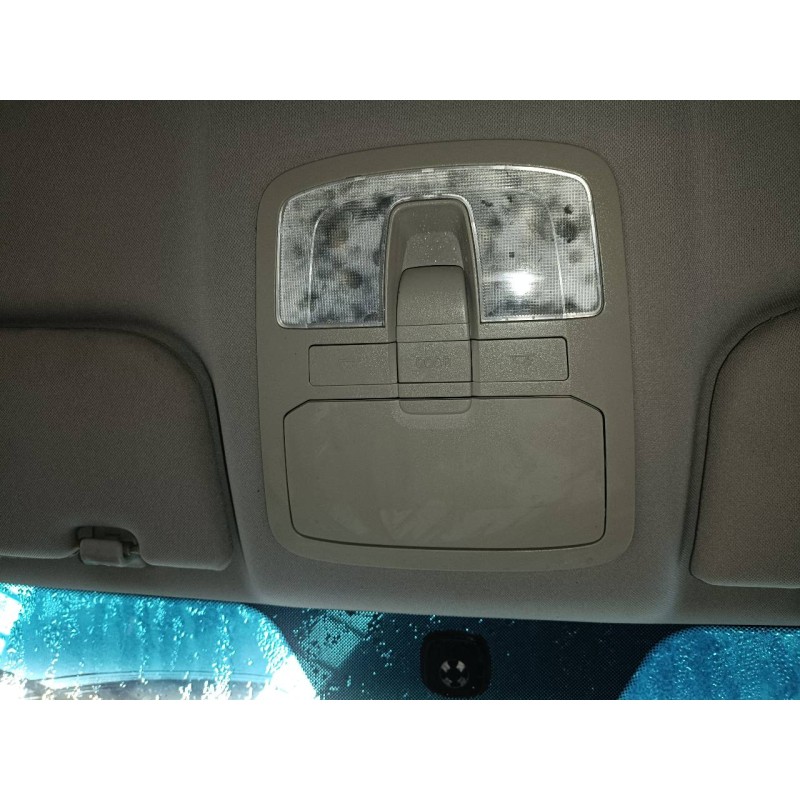 Recambio de luz interior para ssangyong korando crystal referencia OEM IAM   