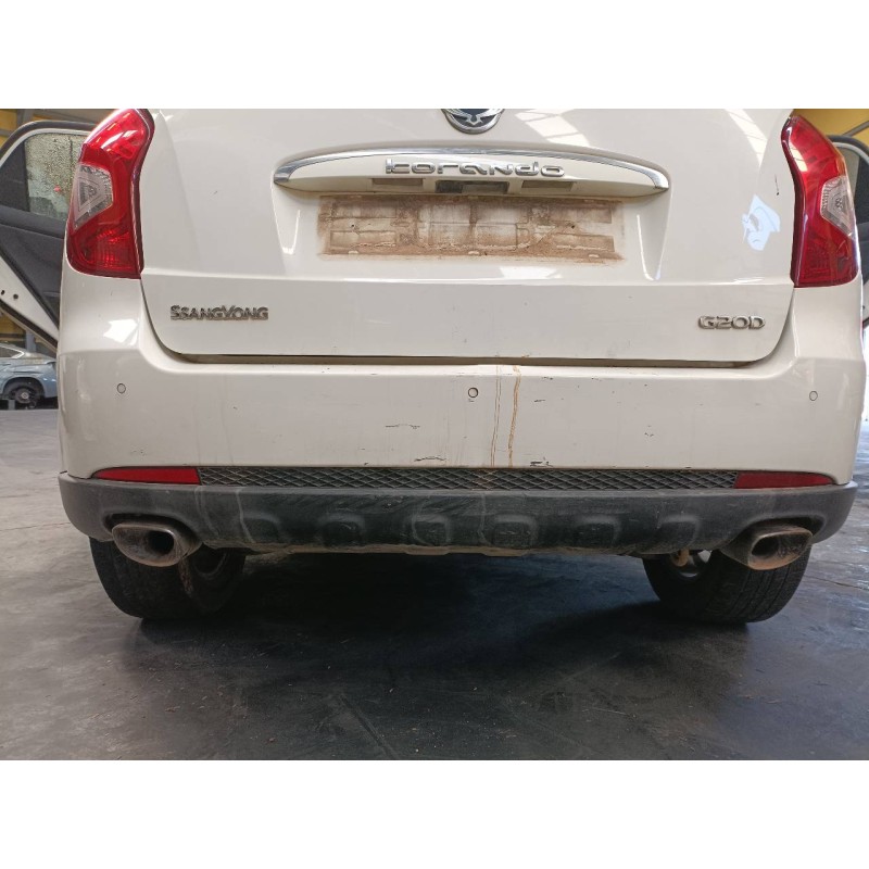 Recambio de paragolpes trasero para ssangyong korando crystal referencia OEM IAM   