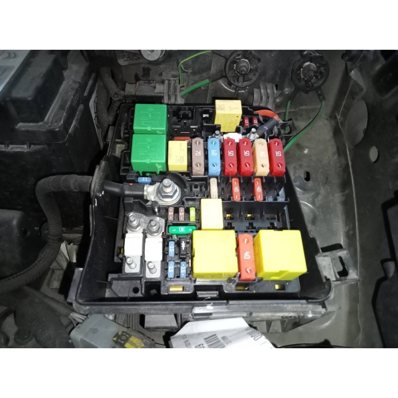 Recambio de caja reles / fusibles para peugeot 308 active referencia OEM IAM   